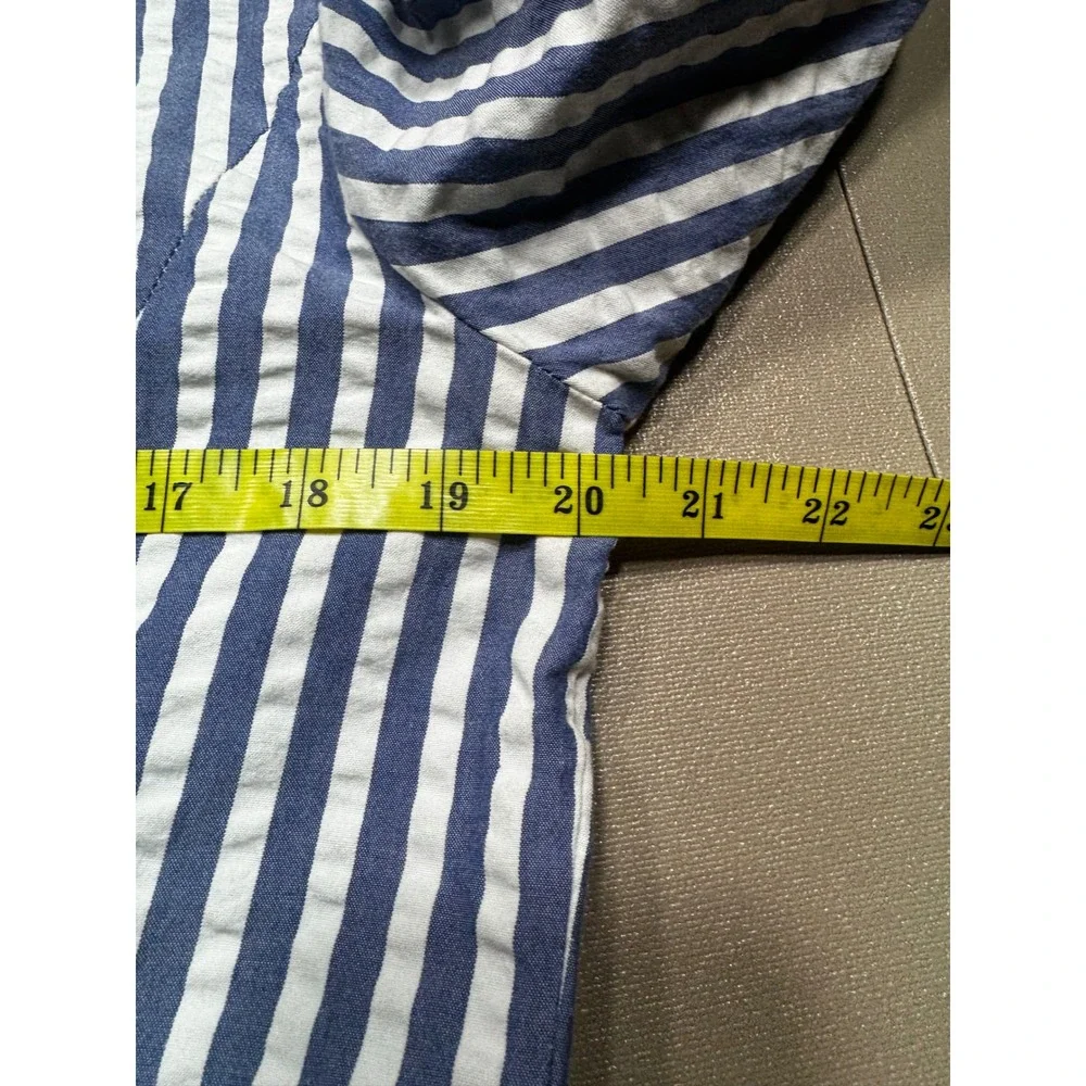 Lafayette 148 New York Blue White Seersucker Striped Button Down Shirt Size 10 - Picture 9 of 11